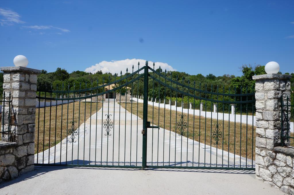 Vila Ktima Lazaráta Exteriér fotografie